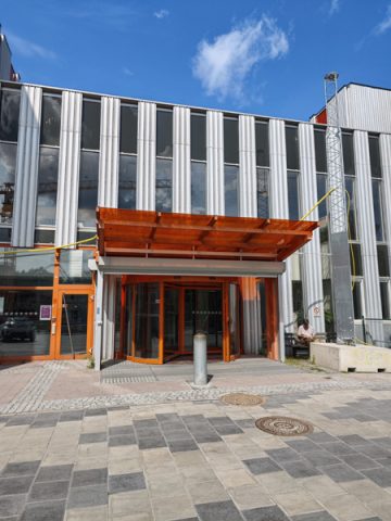 Entrén till Boo sjukhus, Kanholmsvägen 51